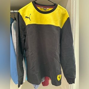 Men’s Ferrari Puma Sweatshirt Size Large